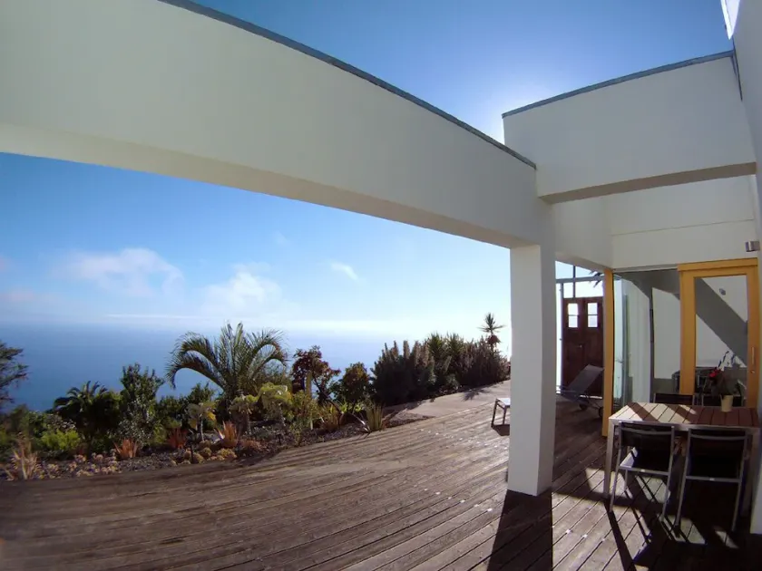 URLAUB MIT WEITBLICK --RUHIG UND  ENTSPANNEND-- KOMFORTABEL UND HOCHWERTIG - Image 1