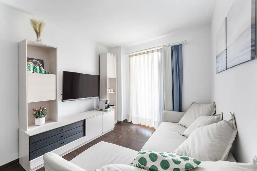 Apartment \"Amélie\" with Balcony & Wi-Fi - Image 1