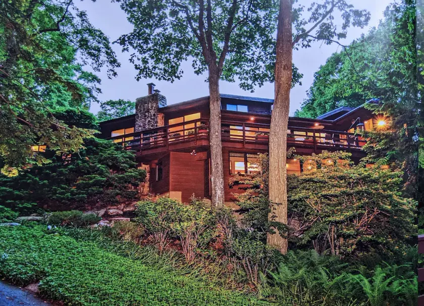 TREETOPS house! AUG openings! A Reunion/Retreat estate! Seasonal POOL! Sleeps 12 - Image 1