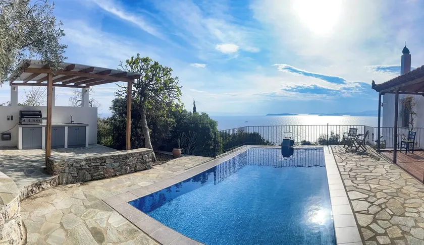 Villa Panorama - Amazing sea view, private pool, sleeps 7, private & peaceful! - Image 1