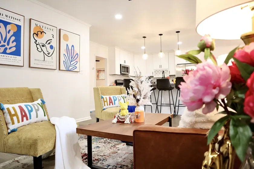 ✨ Modern & Cozy Home - 5 mins to DT Lawrenceville ✨ - Image 1