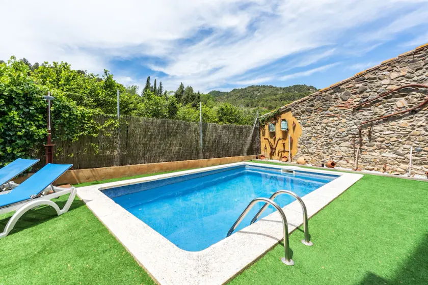 Lovely Rural Apartment in Les Irles Tarragona - Image 1