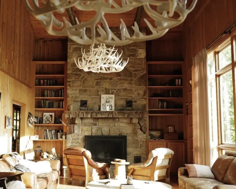 Cozy Cabin on 84 acres with creek and spring fed pond - Image 1