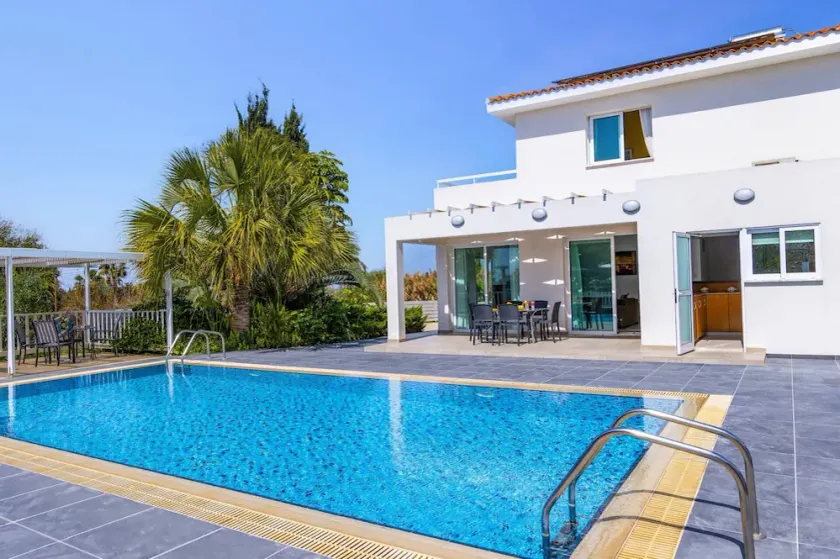 Villa Antigoni by Villa Plus - Image 1