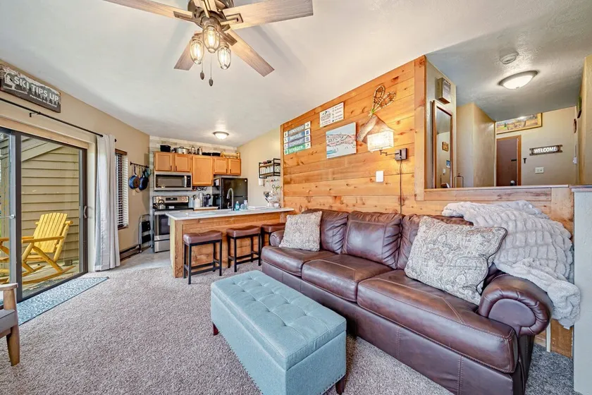 Cozy Ski Condo with Pond View - Image 1