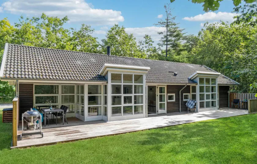 Awesome home in Hasle with sauna - Image 1
