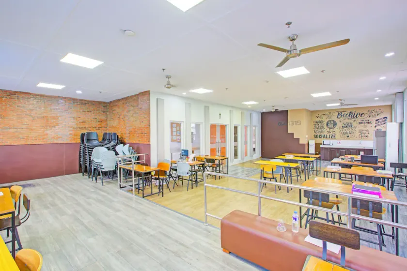 OYO 1144 1318 Residences - Image 1