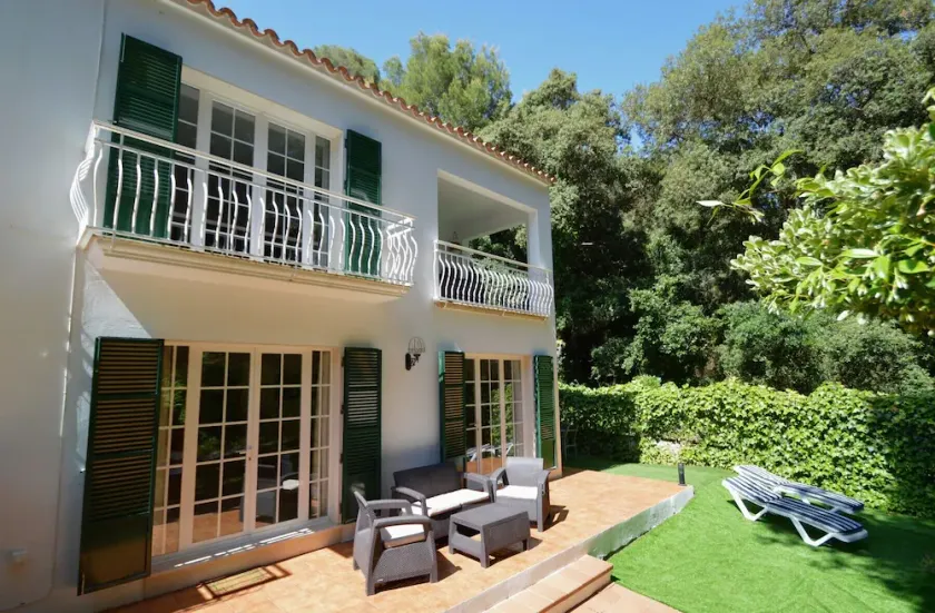 Casa Playa en Cala Galdana - Image 1