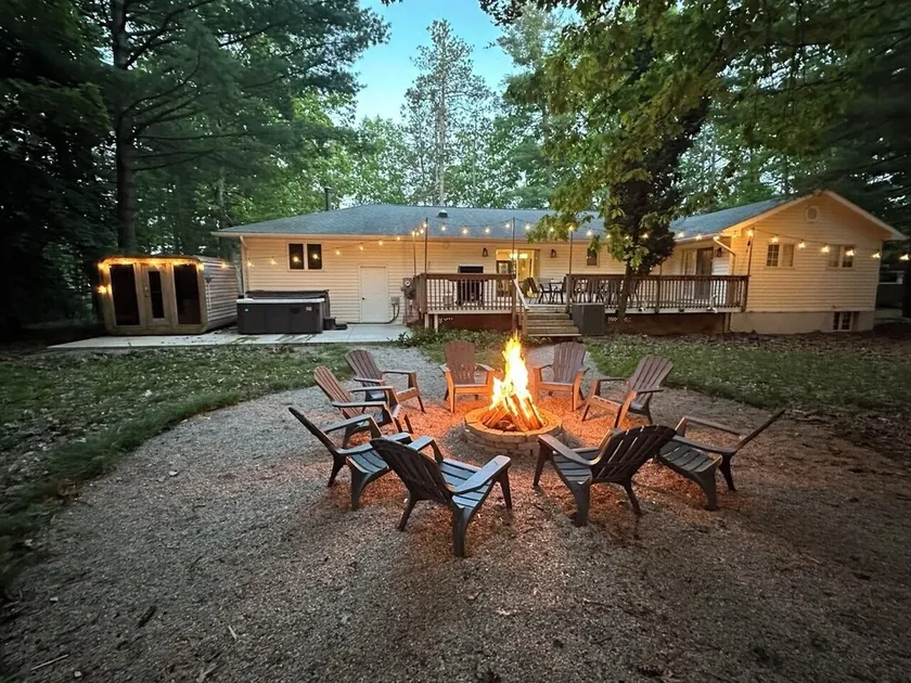 Grand Bend -Beach Nordic Spa Retreat - Villa Nicole - Image 1