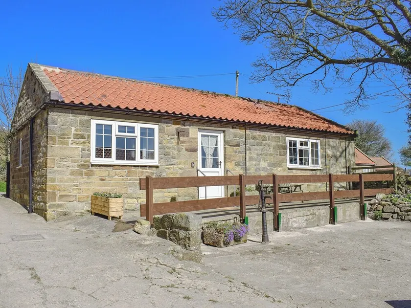 2 værelses bolig i Borrowby, near Staithes - Image 1