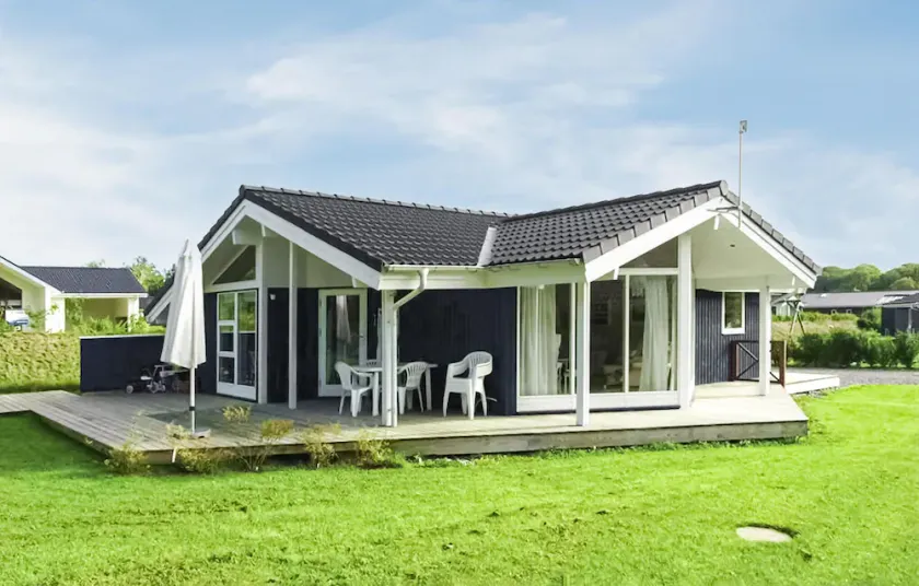 2 bedroom nice home in Juelsminde - Image 1