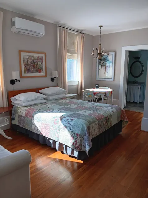 Roomy Studio Apartment Attached to Historic Country Church in the Yadkin Valley - Image 1