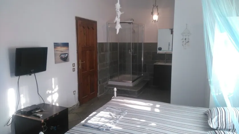 3 bedroom autonomus apartment - Image 1
