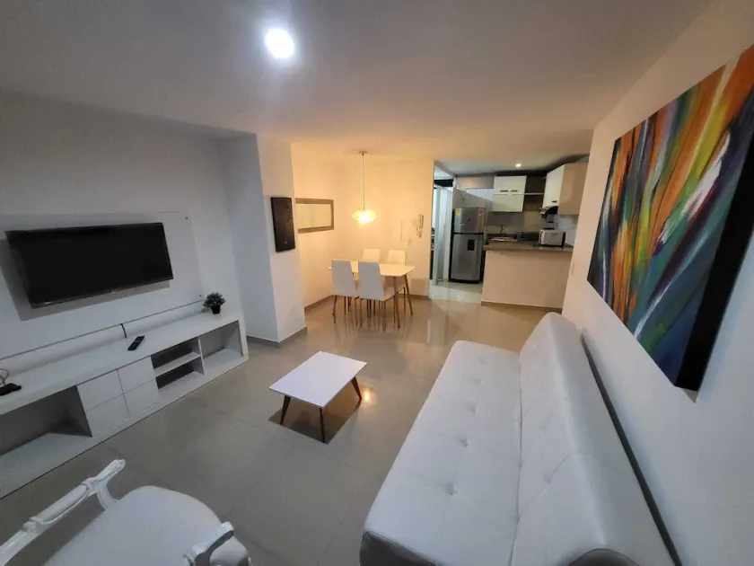 Spacious Apartment with indoor parking, best location - Image 1