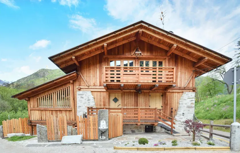 2 Bedroom Beautiful Home In Terzolas - Image 1
