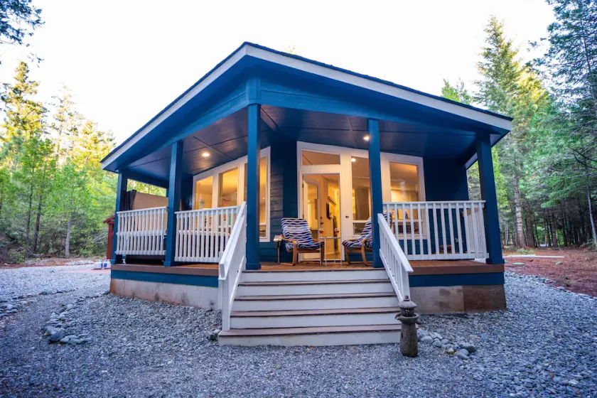 Hike in the Redwoods, home to the hot tub! - Image 1