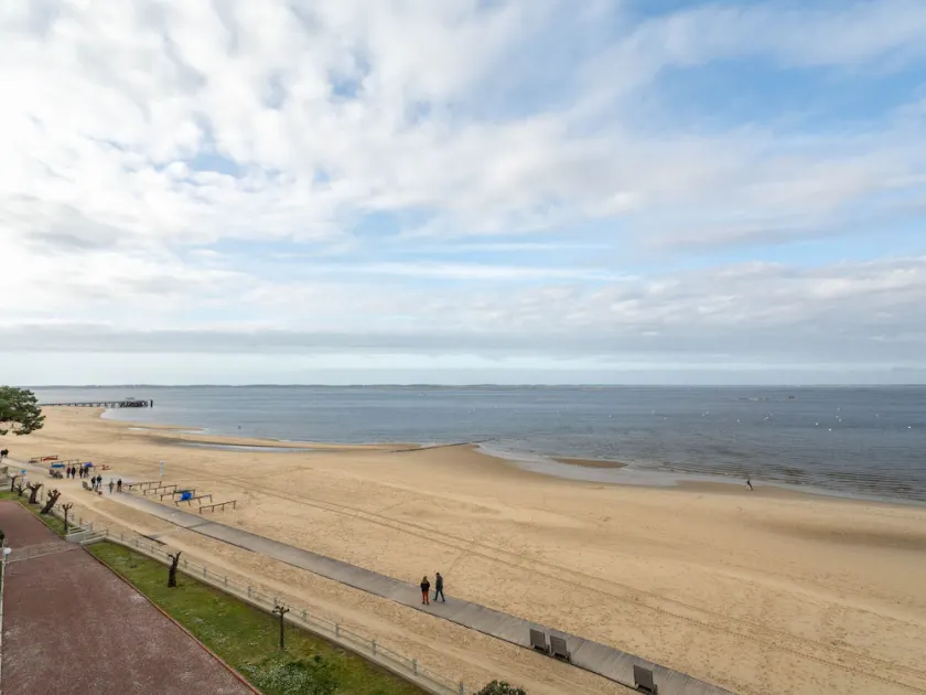 Studio-Kabine mit Balkon, Privatparkplatz, direkter Strandzugang, nahe Stadtzentrum - Image 1