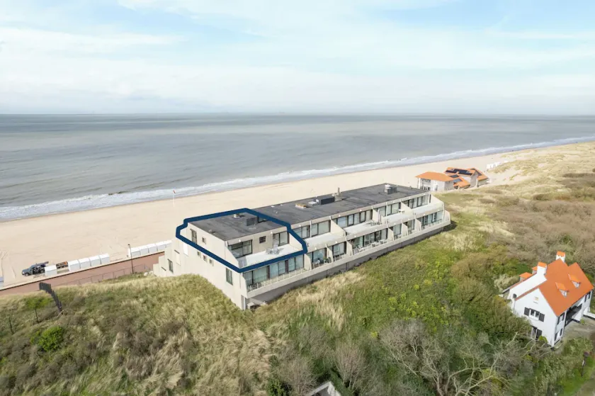 May Fair 0504 - Beautiful 3 bdrm - Penthouse with sea view and concession view. - Image 1