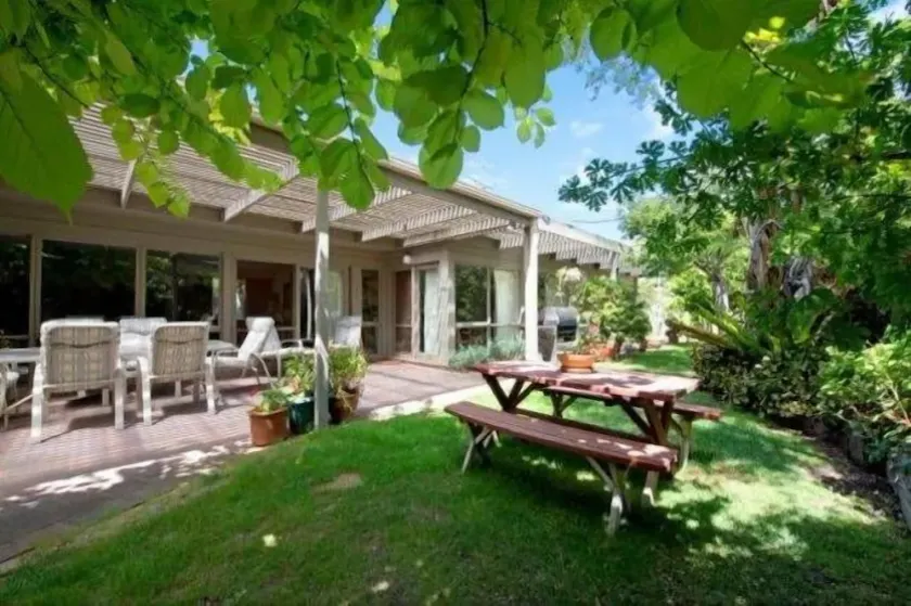 Belle Bright Blairgowrie - Image 1