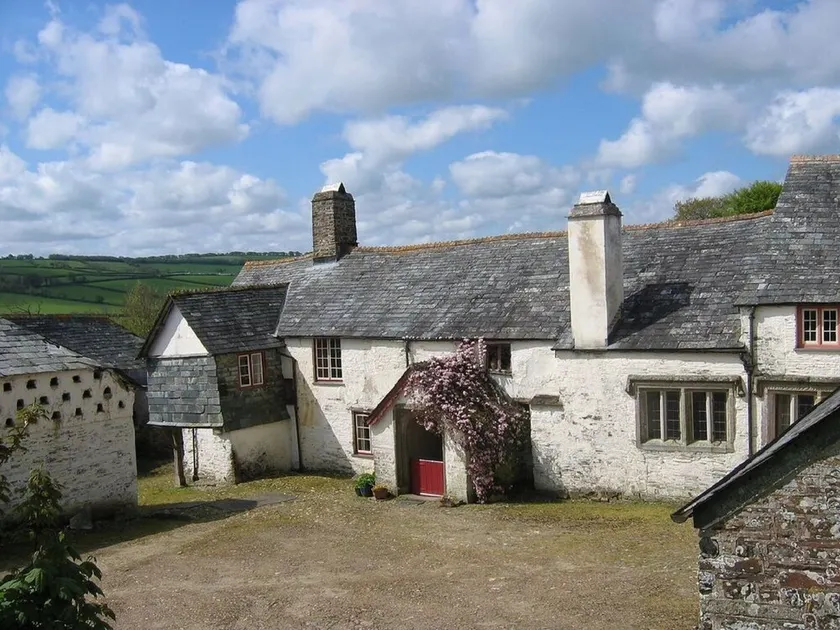 Grade 1 listed Medieval Hall House near the Devon and Cornwall border - Image 1
