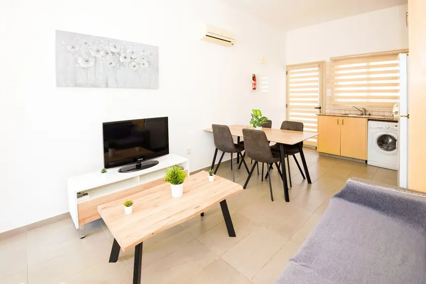 One bedroom Apartment , Sleeps 4 People, Communal Pool, 200 Meters from the sea - Image 1