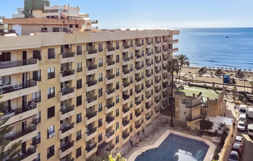 1 bedroom awesome apartment in Fuengirola - Image 1