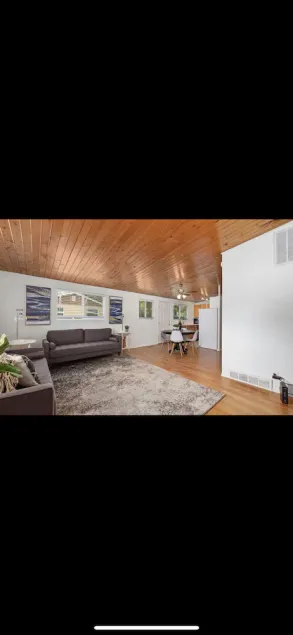 New Listing Heyburn Street Haven, Clean Central TF - Image 1