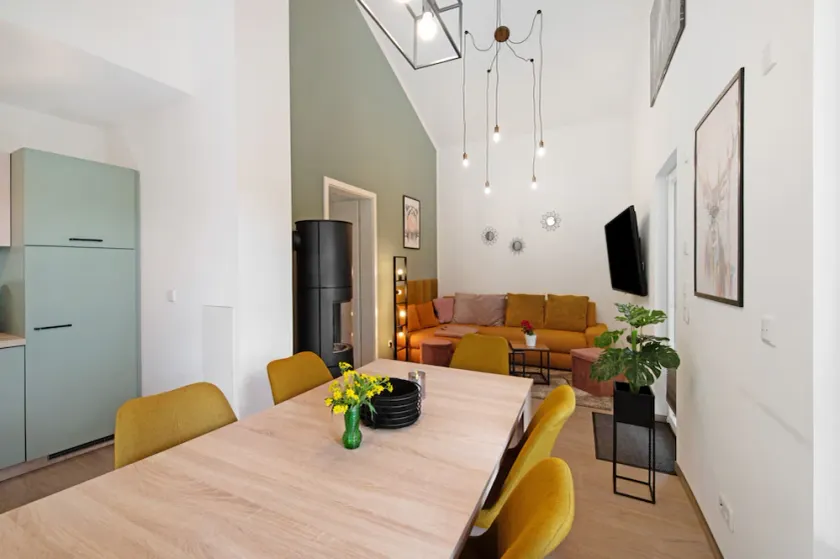 Casa vacanze 'Müritzblick' con vista lago e terrazza privata - Image 1