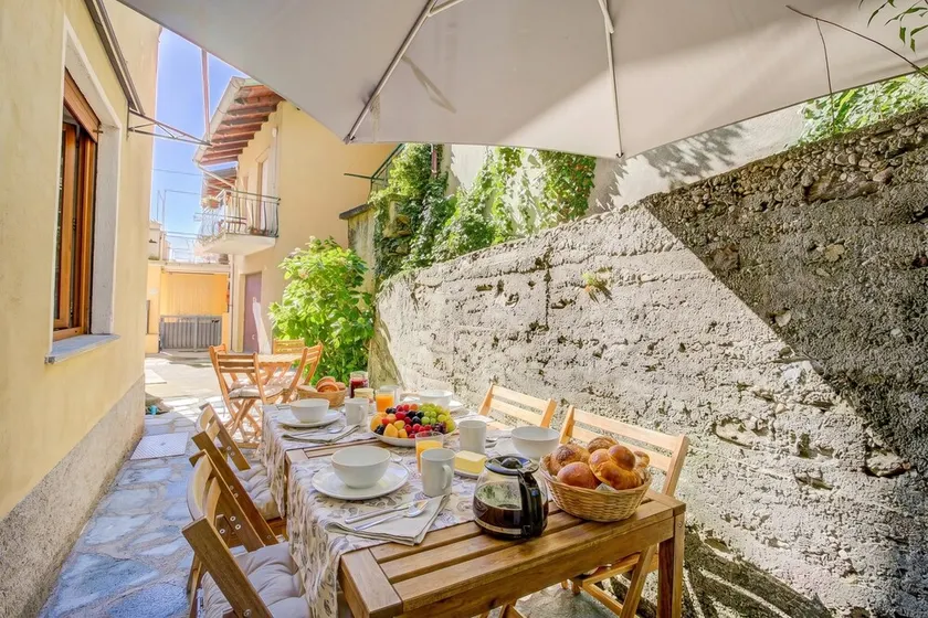 Gaia on Stresa Hill: 2BR with AC and Outdoor Space - Happy Rentals - Image 1