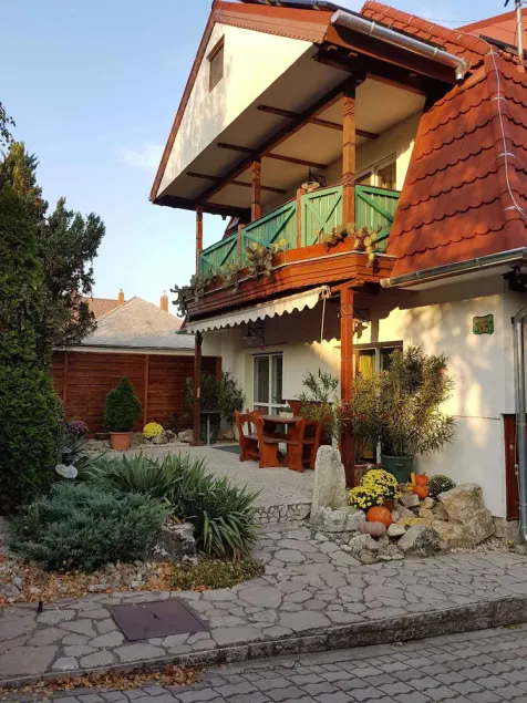 Apartamento vacacional con chimenea y lavavajillas - Image 1