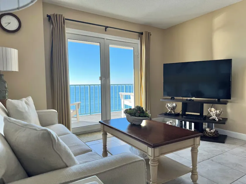 Reserve maintenant! | Nuits gratuites! | Fun in the Sun attend! - Image 1