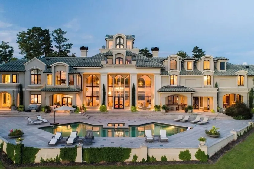 Luxury Retreat at Lake Martin - Lakeside Grande Villa - Image 1