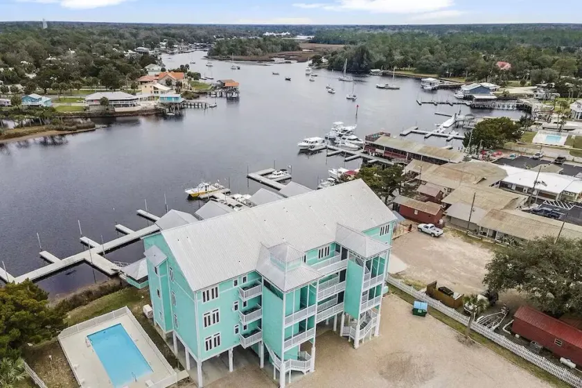NEW! Waterfront 2 BR, 2 BA on Steinhatchee River, private boat slip,WiFi, dog ok - Image 1