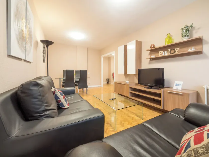 Fantástico Apartamento en Pamplona - Image 1