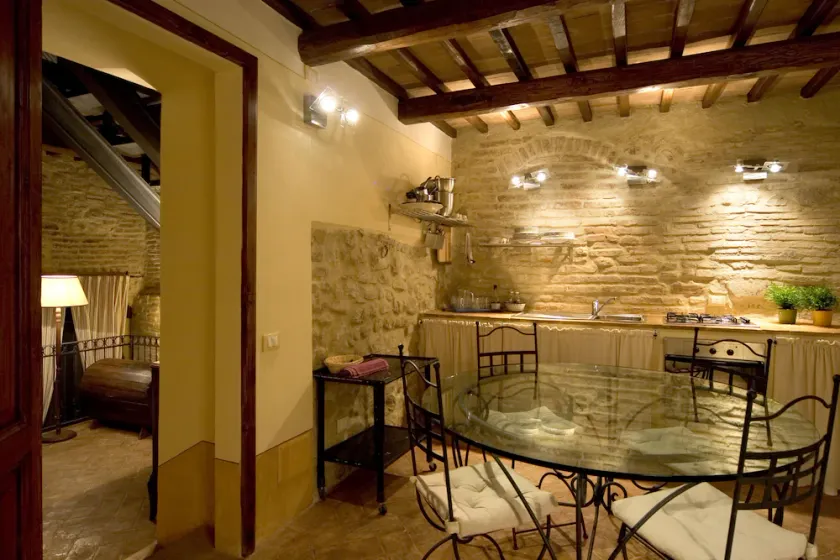 Perugino vacation apartment with garden and pool - Image 1