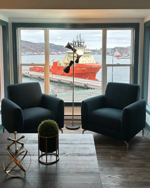 Salt & Battery Portside Luxury Waterfront Retreat - Image 1