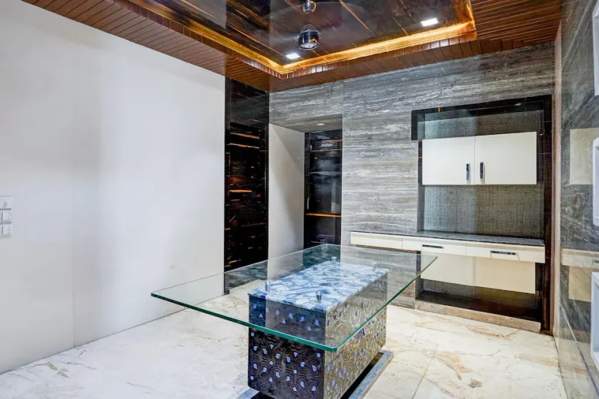 Deluxehotel Shanti Kutir - Image 1