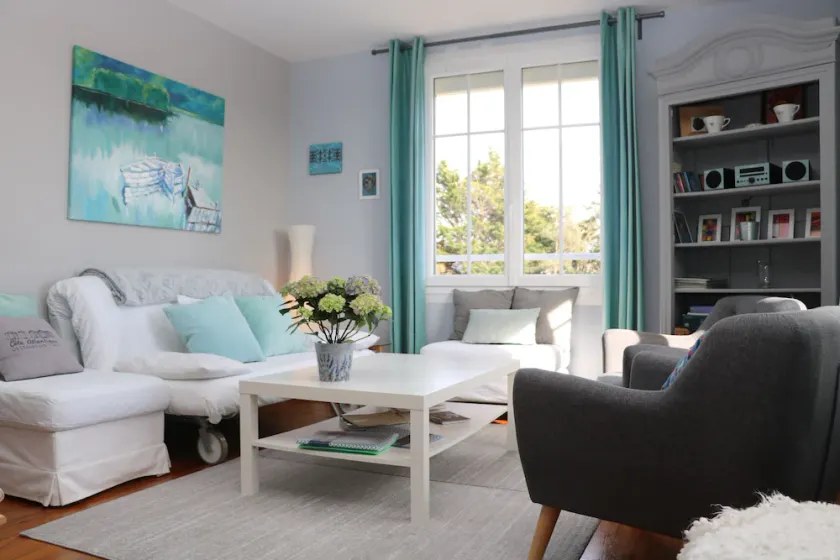 Family home: Large family apartment + sauna area - Image 1