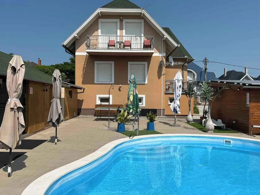 Ferienwohnung mit beheiztem Pool - Image 1