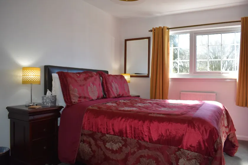 Apartment-Prvt Bathroom-Garden View-Heddon Suite - Image 1