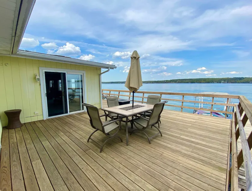 Excellent FingerLakes- Owasco Lake Vacation Rental - Image 1
