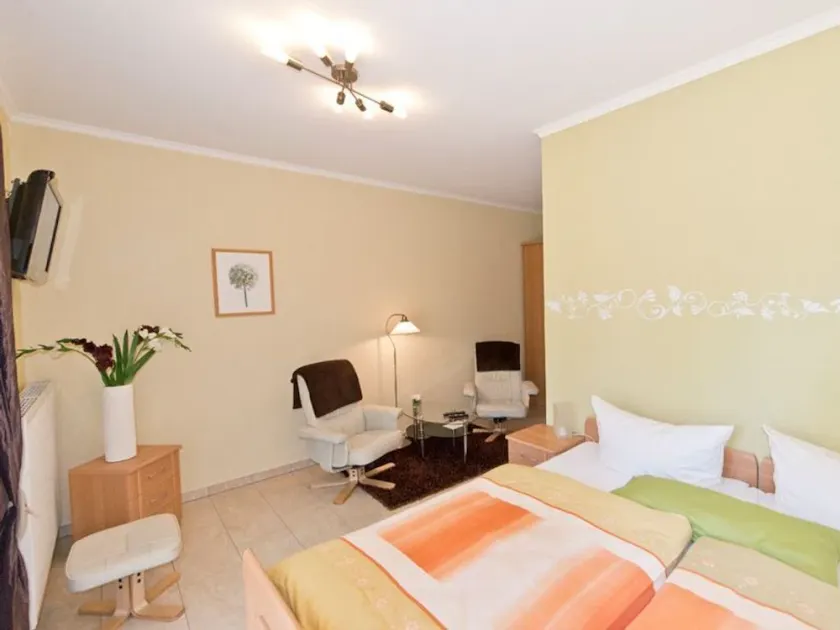 Doppelzimmer 1 - Pension am Hasenberg - Image 1