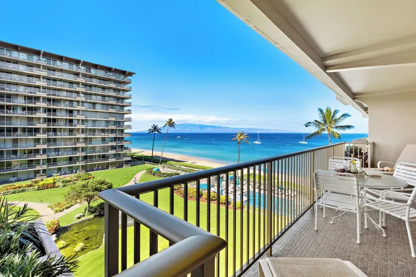 Ocean View steps from beach, dining, shopping 511 - Image 1