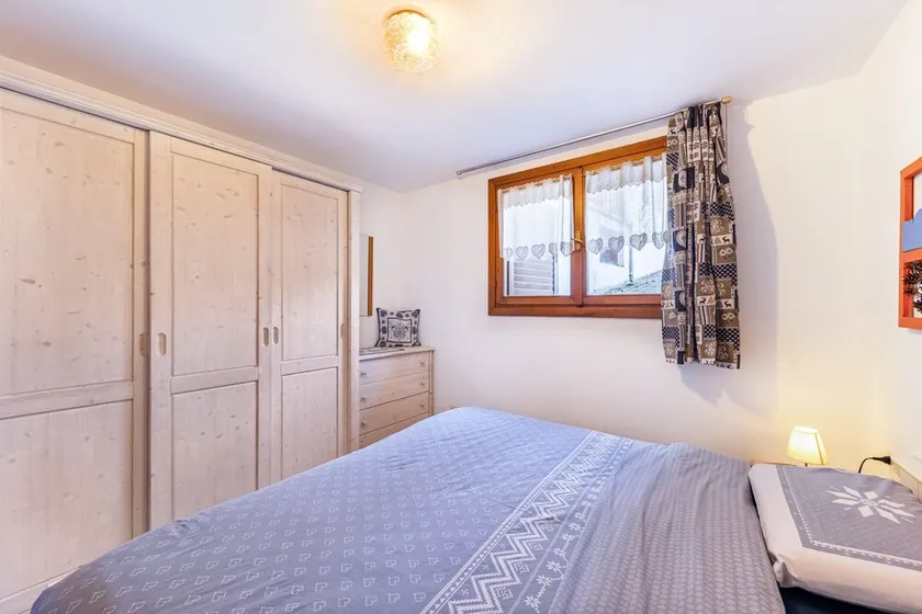 Apartamento 'Tesero Margherita' con vistas a la montaña, jardín compartido y Wi-Fi - Image 1