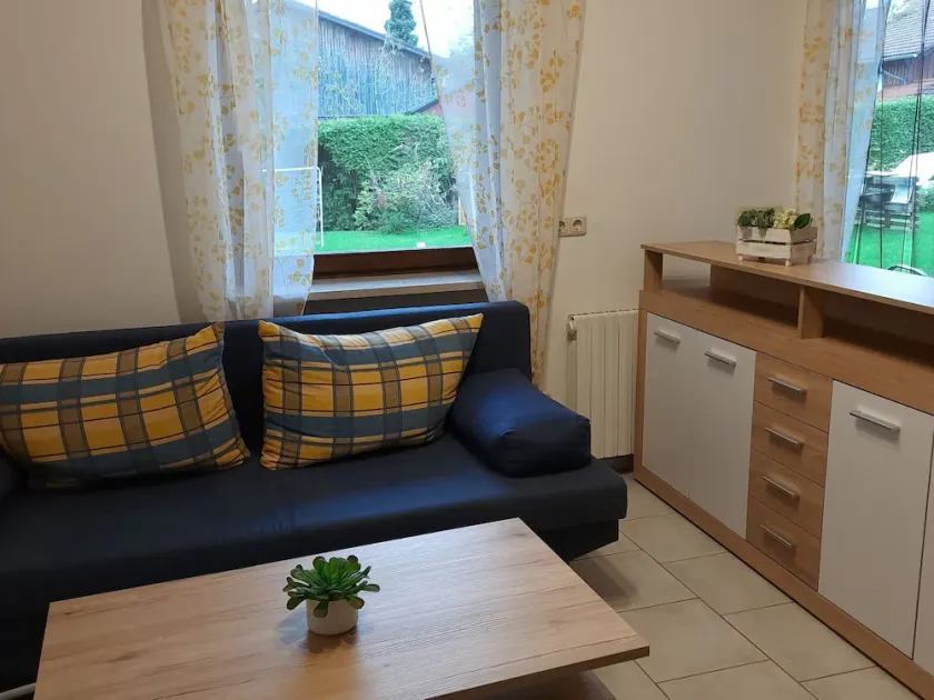 Vacation apartment 3 - ground floor 53 m², with terrace, near Chiemsee - Image 1
