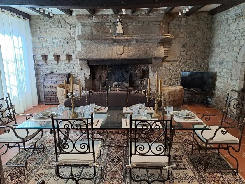 Authentic 16th-century Breton house in the heart of downtown, 2 minutes from the beach - Image 1