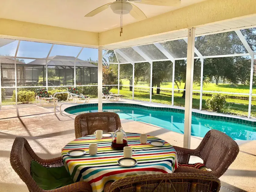 Your own Villa with a Heated Pool near South Florida's wonderful beaches. - Image 1