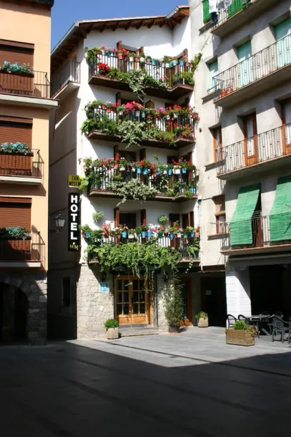 Hotel Can Mestre - Image 1