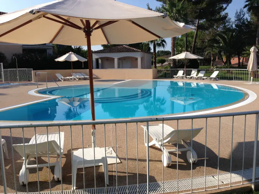 Villa Royal Mougins Golf Club - Image 1