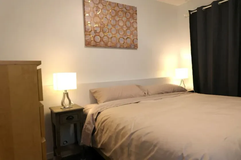 Private Suite!! Convenient location for Commuters, Essential Workers and Trades! - Image 1